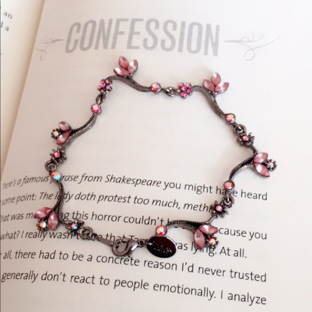 #A209 Claire's Gray & Pink Wrap Bracelet